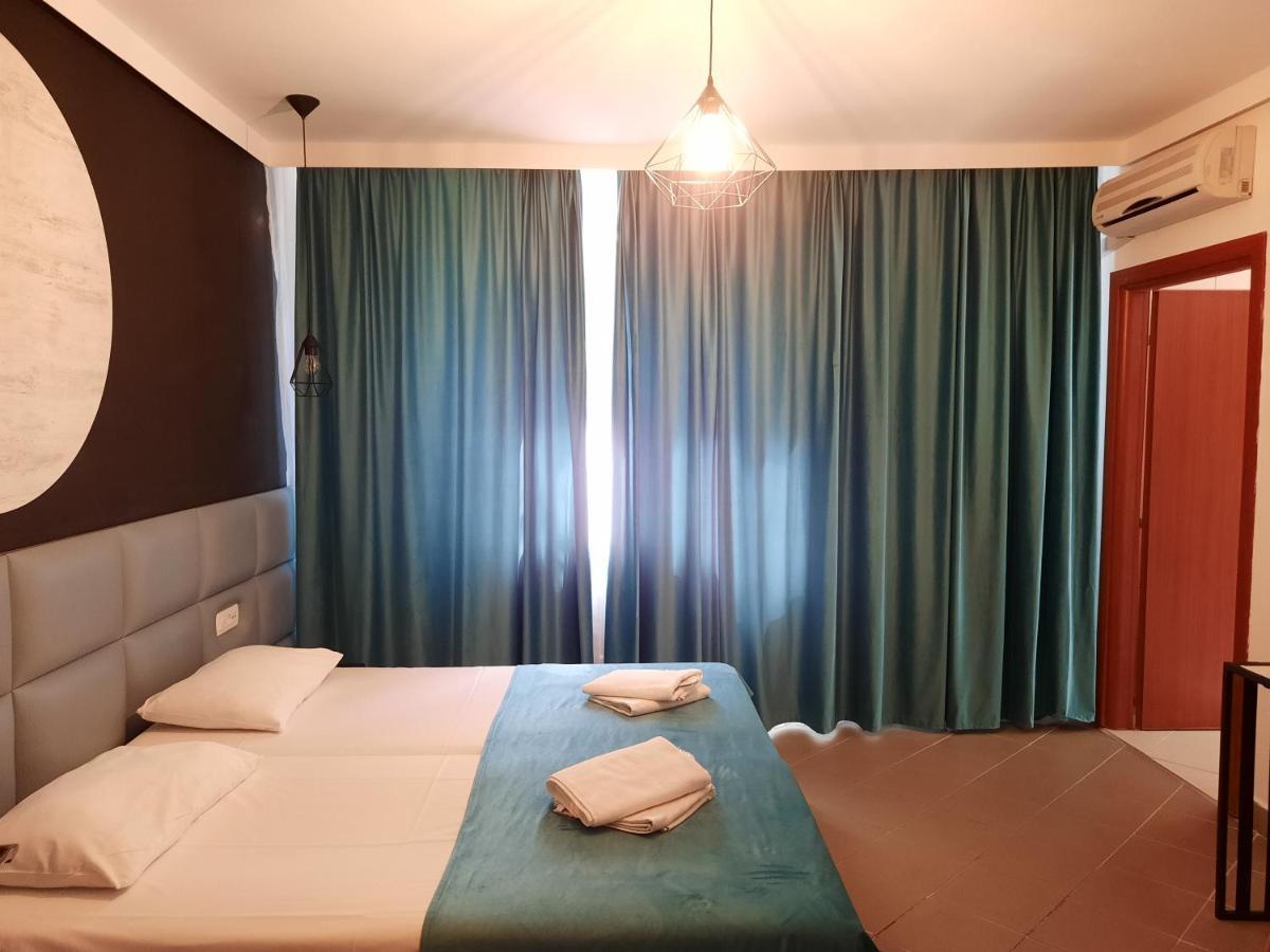 Pension Recidency Oradea Eksteriør billede