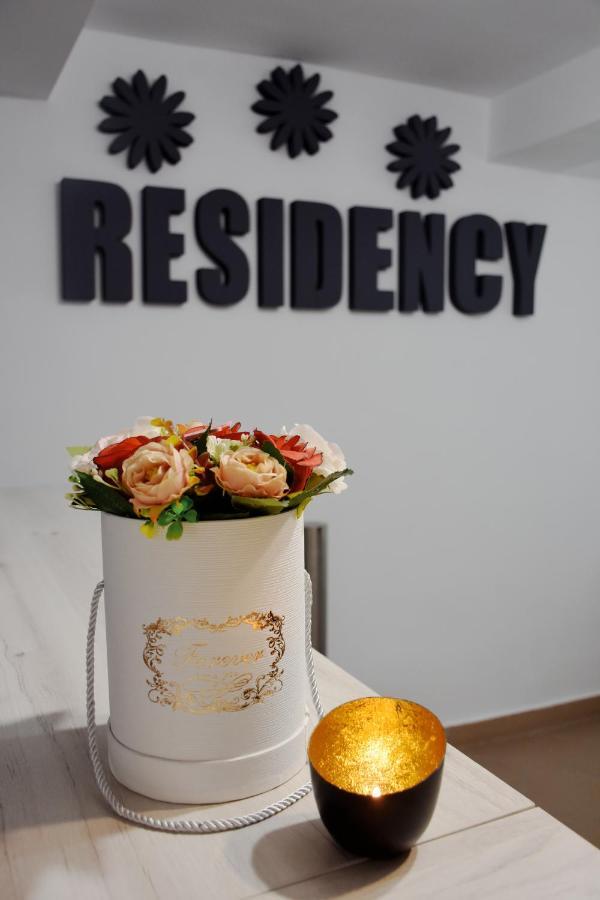 Pension Recidency Oradea Eksteriør billede