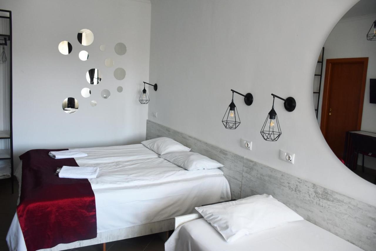 Pension Recidency Oradea Eksteriør billede