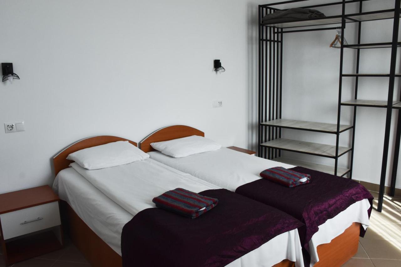 Pension Recidency Oradea Eksteriør billede